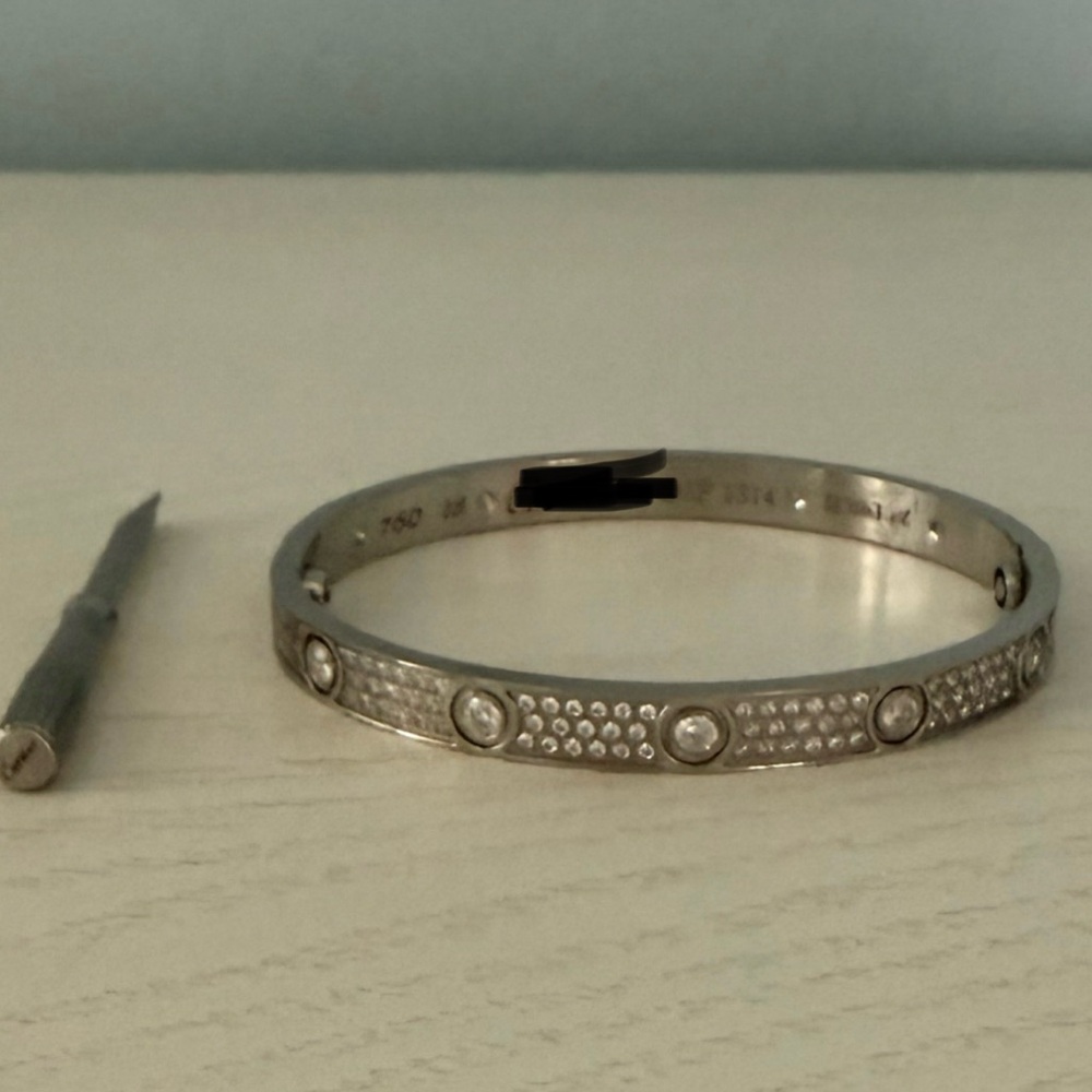 Silver “Love” Bracelet with Diamonds / SMALL / BRAND NEW! - Picture 2 of 4